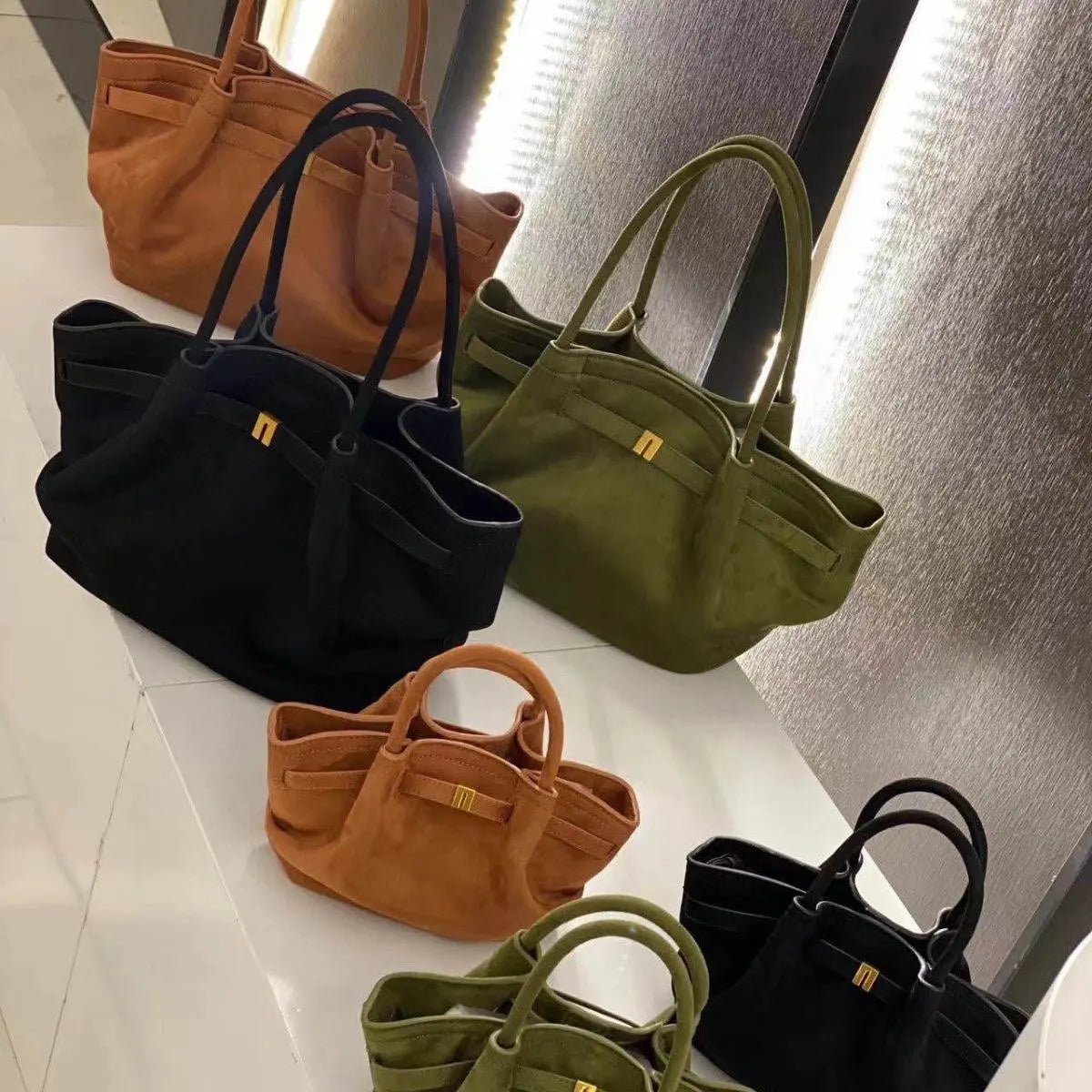 2024 New Suede Leather Underarm Shoulder Bag For Women Fashion Large Capacity Handbag Design Wedding Commuter Crossbody Tote Bag